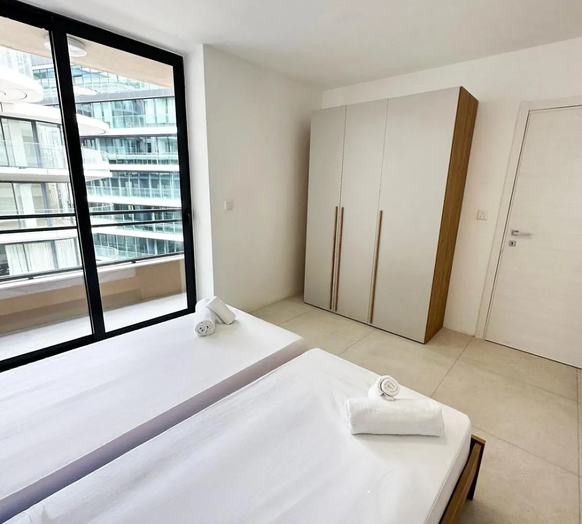 Paceville Premium Getaway San Julián Apartamento